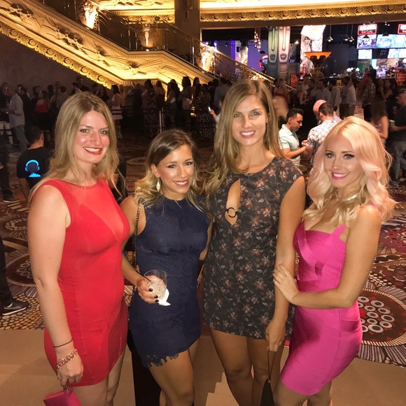 Meet your Posher, Jaime - Picture 7 of 16